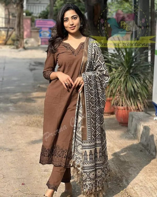 Khadi Cotton kurti & Khadi Cotton Pants with Kantha Embroider
