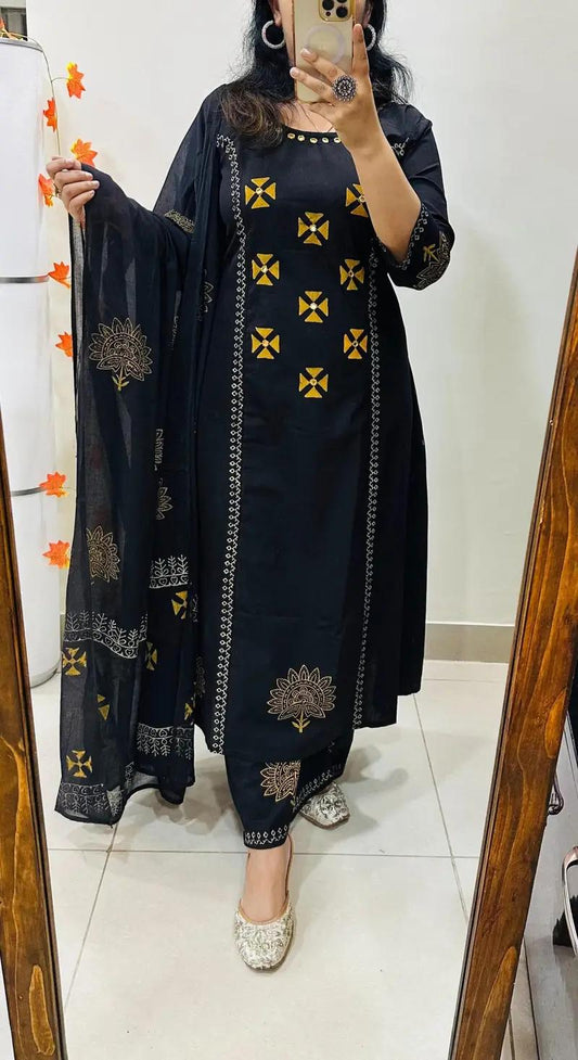 Women’s Black Cotton Printed Kurta Pant Set with Dupatta